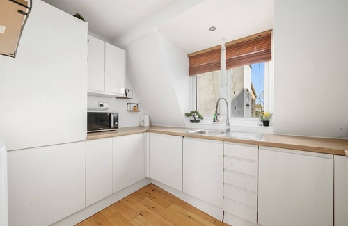 Haggerston Apartment | Pass the Keys | Stylish Studio Apartment in Haggerston