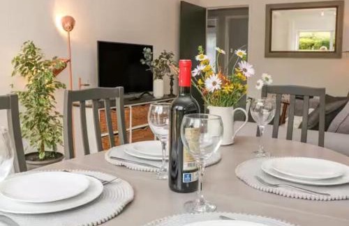 Hayfield House | Pass the Keys The Cabin Dog Friendly Haven with Hot Tub Sleeps 4