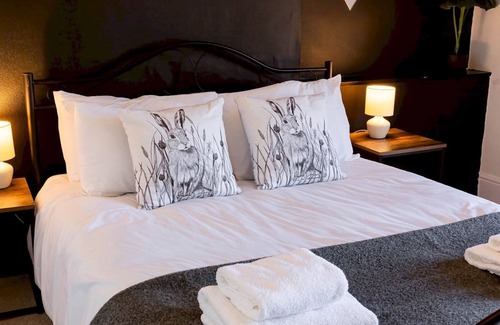 Wilton House | Pass the Keys | Warm Welcoming Countryside Home