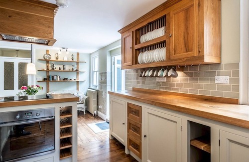 Chagford Apartment | Pass the Keys | Williams Nest Period Dartmoor Apartment in stunning town setting