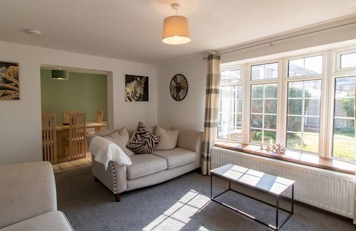 Guisborough House | Pass the Keys | Work & Relax in Guisborough | Garden, Parking