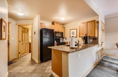 Copper Mountain Village Condo | Passage Point 311 1 Bedroom Condo by RedAwning