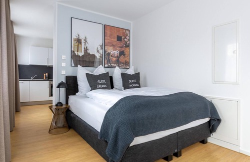 Passau Apartment | Passau Bahnhofstr | One-Bedroom Suite + Balcony
