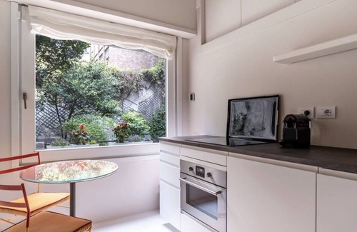 Tricolore Apartment | Passion Charming Apartment