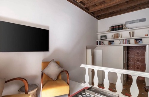 Tricolore Apartment | Passion Charming Apartment