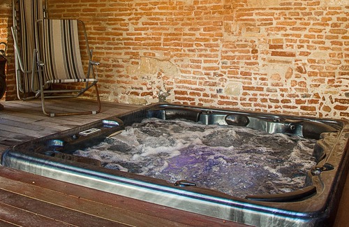 Lavaur House | PASTELIER: 8 bedroom house - spa, hammam, swimming pool, garden