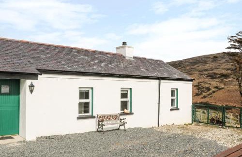 Newry House | Pat White's Cottage