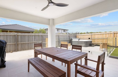 San Remo House | Paterson Retreat in San Remo