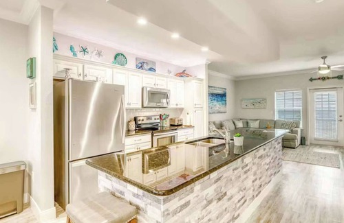 Corpus Christi House | Pathway to the Sea Su
