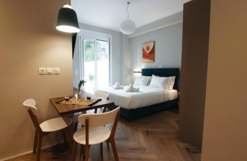 Kypseli Apartment | Patio Apartment near metro & Acropolis