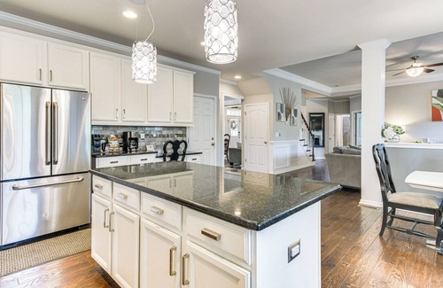Matthews House | Patio, Deck & Grill: Charlotte Area Group Getaway!
