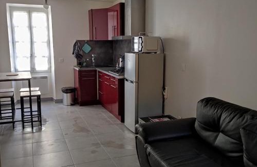 Lalinde Apartment | Patio en Périgord