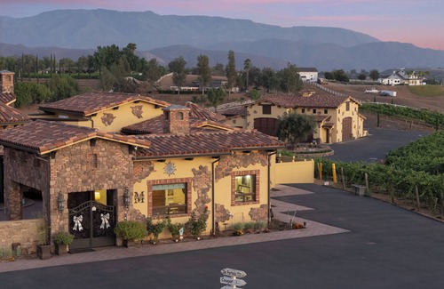 Temecula House | Patio, Fireplace & Soaking Tub | The Casita on 12-Acre Temecula Vineyard Estate