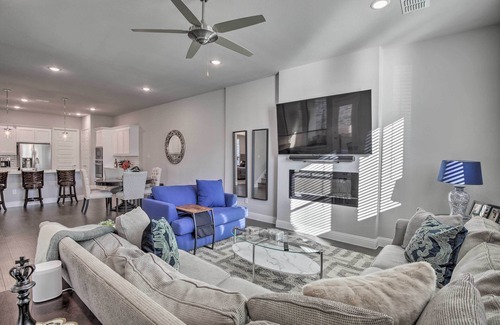 Frisco House | Patio & Game Room: Frisco Family Getaway!