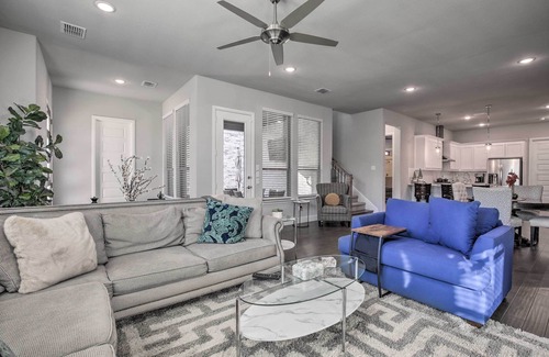 Frisco House | Patio & Game Room: Frisco Family Getaway!
