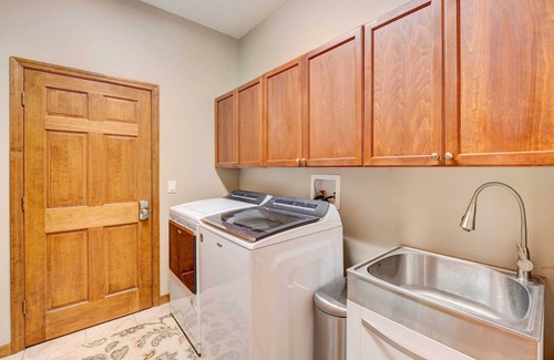Clermont House | Patio + Grill: Spacious Getaway in Minneola!