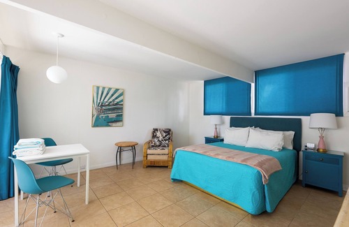 Desert Park Estates Hotel | Patio, Pool, Firepit | Queen Studio at Monkey Tree
