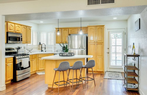 Horizon City House | Patio, Pool & Spa: Family Retreat in Horizon City!