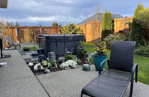 Regional District of Nanaimo House | Patio Rancher close to sandy beaches, parks and amenities