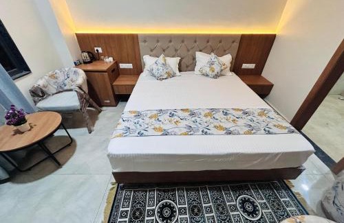 Central Area Hotel | Patwar Inn By Unity Stays