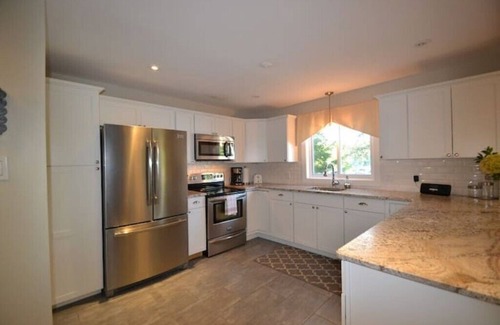 Highlands East Cottage | Paudash Lake House