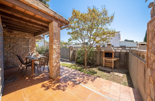 L'Escala Villa | Paulina: Holiday home in beautiful neightborhood