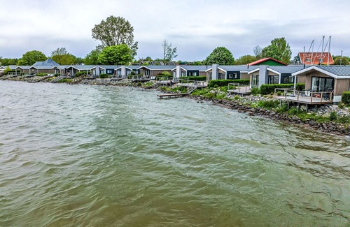 Bovenkarspel House | Pavilion 4 by Interhome