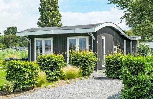 Dordtse Biesbosch House | Pavilion 6 by Interhome