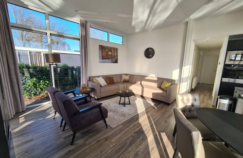 Susteren House | Pavilion 8