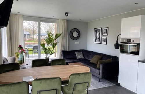 Kaatsheuvel House | Pavilion l'etage 4+4 by Interhome