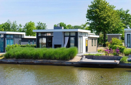 Nunspeet House | Pavilion Waterfront 6