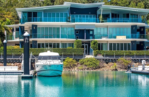Hamilton Island Apartment | Pavillions 8, Pavillions 8