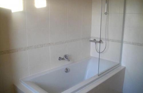 Anould House | Pavillon au calme avec cheminée près de Gérardmer, Wi-Fi, terrasses et garage - FR-1-589-75