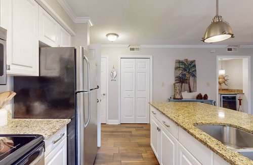 Pawleys Island House | Pawleys Island 1st Floor Condo in Serene Golf Course Community, Near Beach