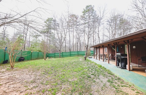 Clarkesville Cottage | Pawsibilities - 3rd Night Free! See Details Below.