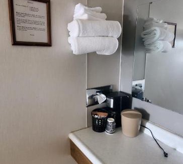 Paxton Hotel | Paxton Inn Motel