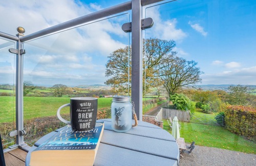 Porthyrhyd House | Paxton View Barn - Llanddarog