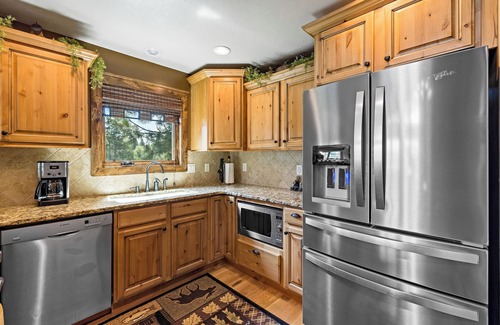 McCall House | Payette RIver Estate - Game Room - Hot tub - Firepit - AC - Trailer parking