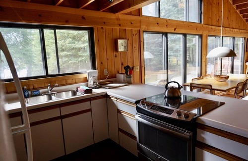 La Pointe House | Payne Cottage - Family Home with Lake Superior Access!