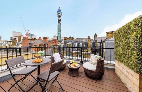 Colville Apartment | PBC | Luxury Two Bedroom Apartment in Soho GT14