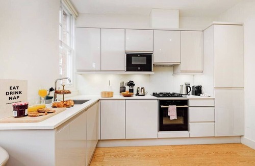 Norland Apartment | PBC | Modern One Bedroom Apartment in Central London, Fitzrovia GT6