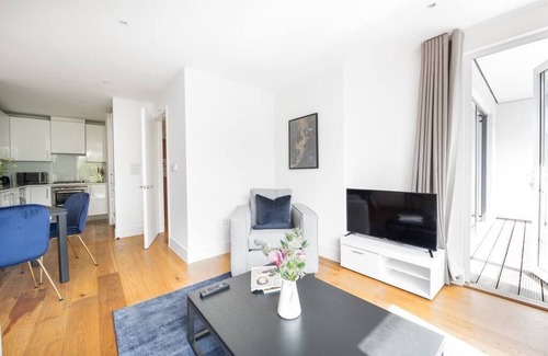 Camden Town with Primrose Hill Apartment | PBC | One Bedroom Apartment with Balcony JT5
