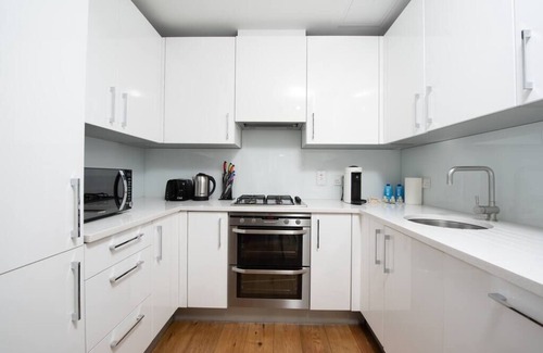 Camden Town with Primrose Hill Apartment | PBC | Two Bed with Balcony JT2