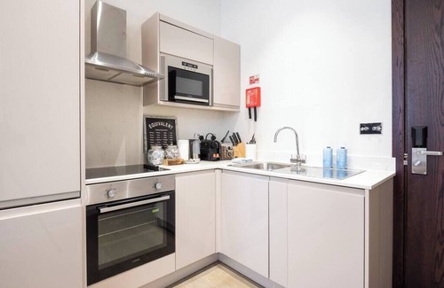 Norland Apartment | PBC | Two Bedroom Apartment Kensington KC03