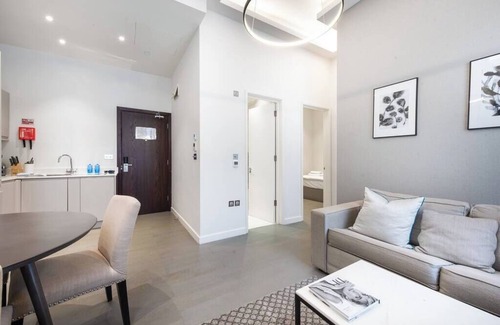 Norland Apartment | PBC | Two Bedroom Apartment Kensington KC03