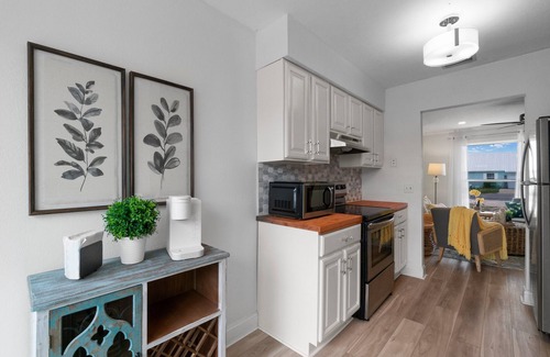 Biltmore Beach House | PCB Modern Beach Casita, Fully Fenced Yard