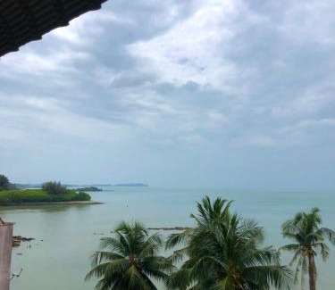 Taman Haji Zainal Apartment | Pd Infront Seaview
