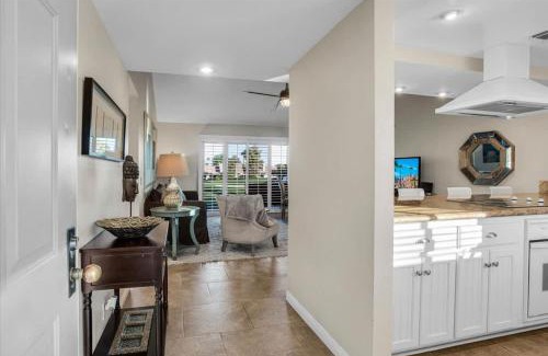 Palm Desert Apartment | PD Resorter 2BR with Golf course views