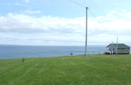 Boularderie Cottage | Peace and Comfort on Cape Breton's Bras d'Or Lakes: 3BR and 2Bath Dog Friendly