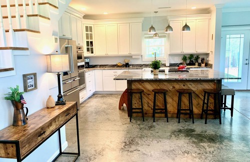 Vass House | Peace and Quiet at Twin Oak Acres